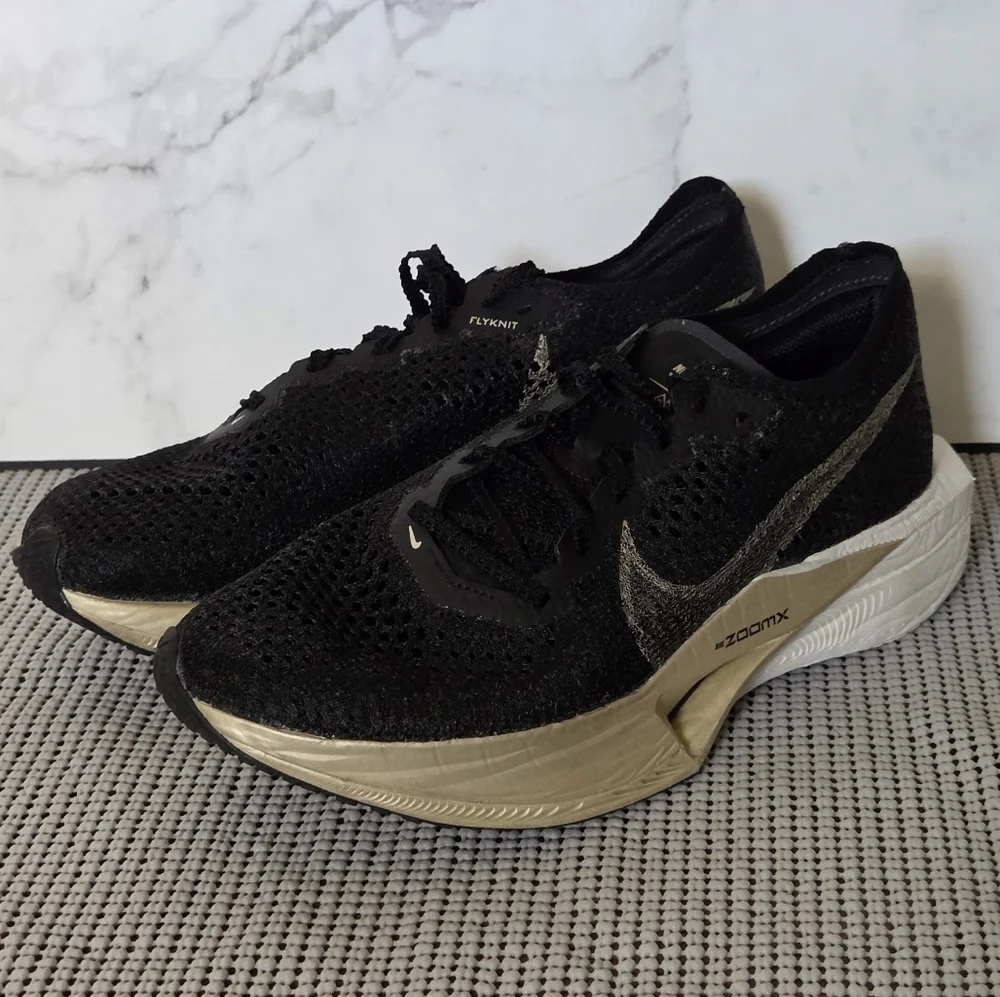 Nike Womens Vapor Fly 3 Road Racing Sneakers Shoes Black Gold 7 (DV4130-002)